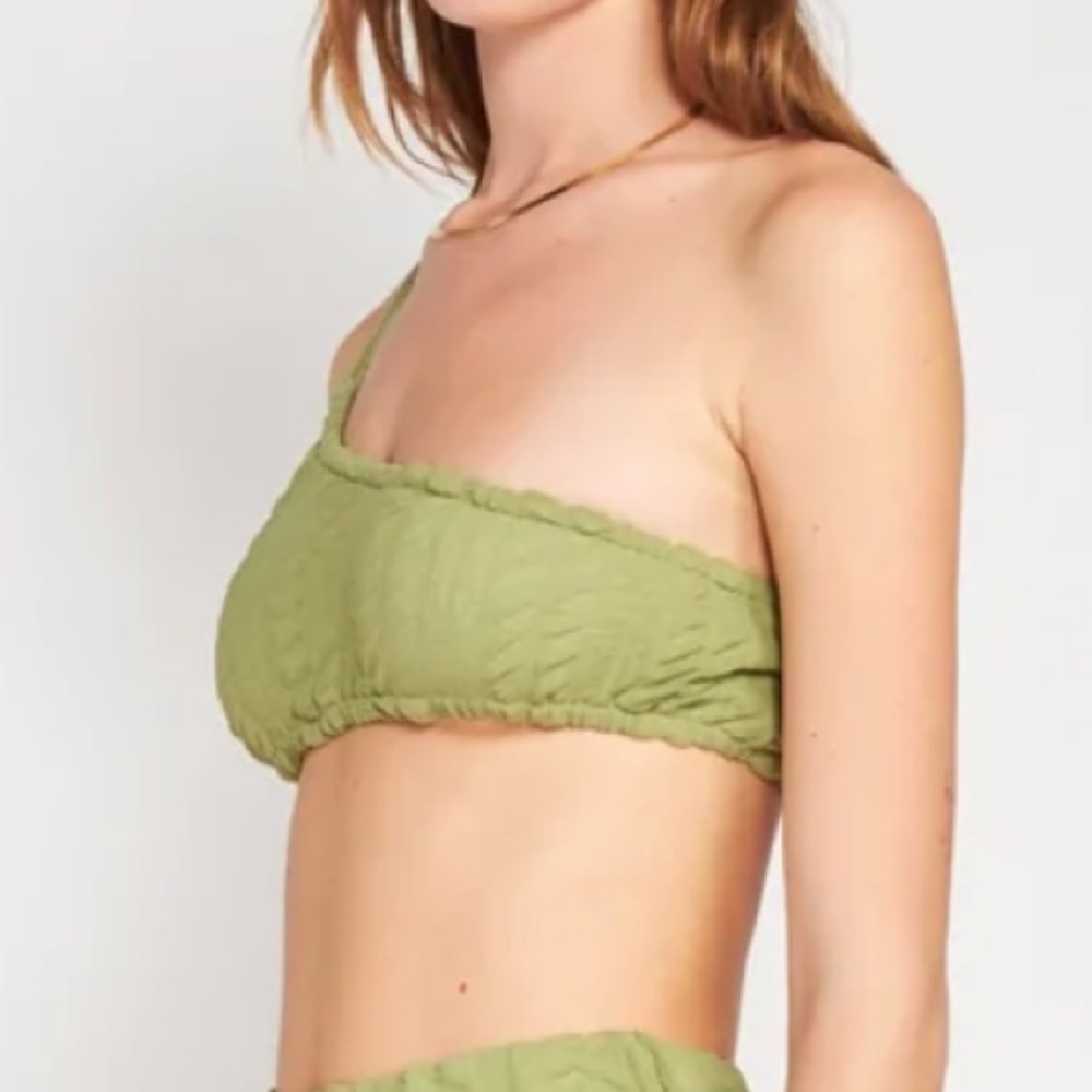 Mesh ruched crop top